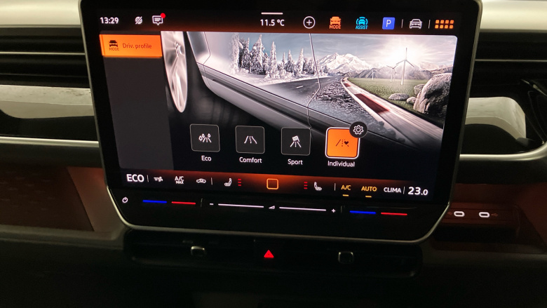 Volkswagen ID. Buzz 210kW Life Pro 86kWh 5dr LWB Auto [7 Seat] Electric Estate